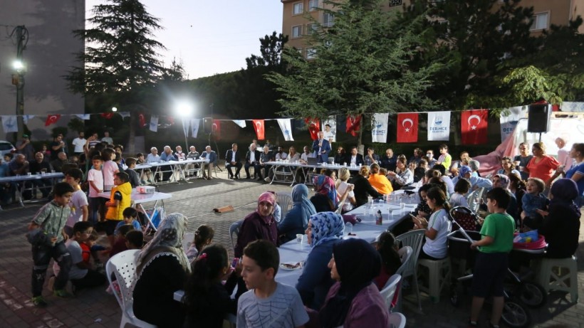 Başkan Aygün Barışkent Sitesi’ne Konuk Oldu