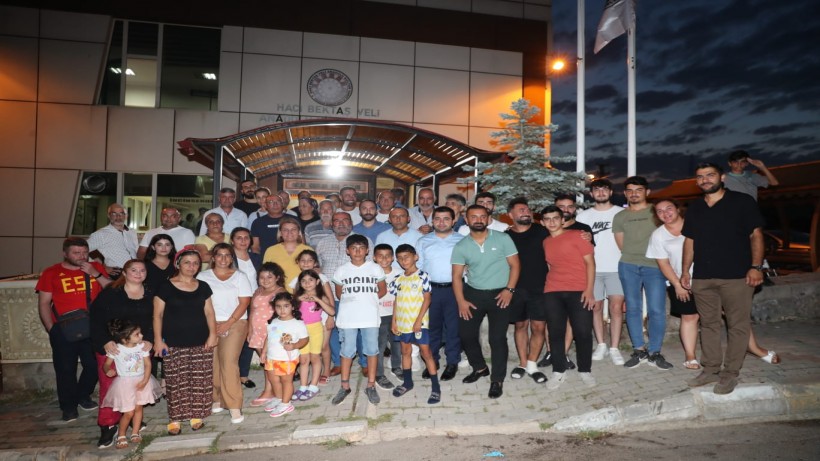 Başkan Hürriyet, Derince’deki canları da iftar sofrasında yalnız bırakmadı