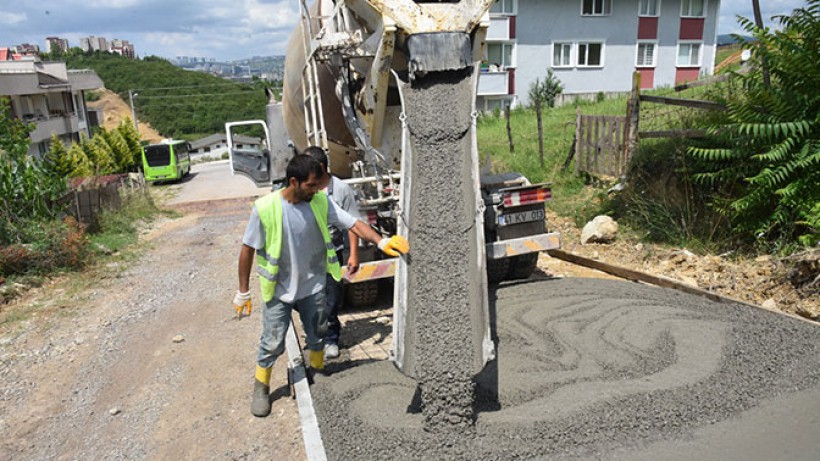 Hürriyet, Özvatan Sokak sakinlerini toprak yol çilesinden kurtardı