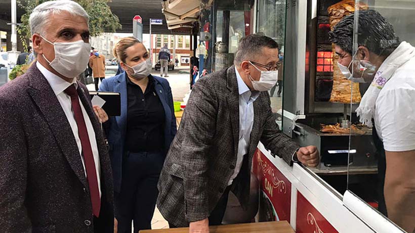 İYİ Parti Körfezde Lütfü Türkkan’la esnaf ziyareti yaptı