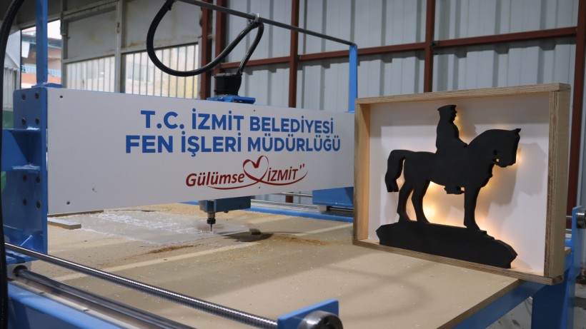 İzmit Belediyesi öz kaynaklarıyla CNC makinası üretti