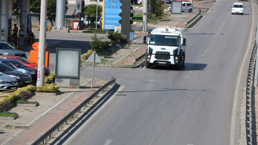 Kocaeli’deki karayollarına titiz temizlik