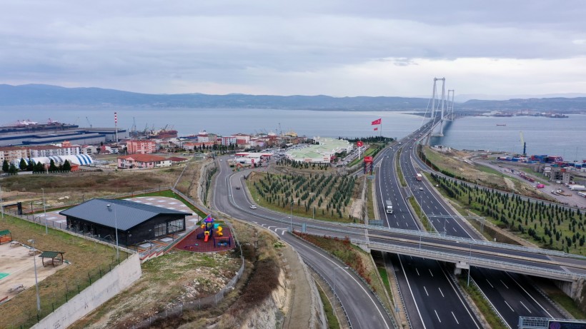 Köprü manzaralı seyir terası Dilovası’nın yaşam kalitesini artıracak