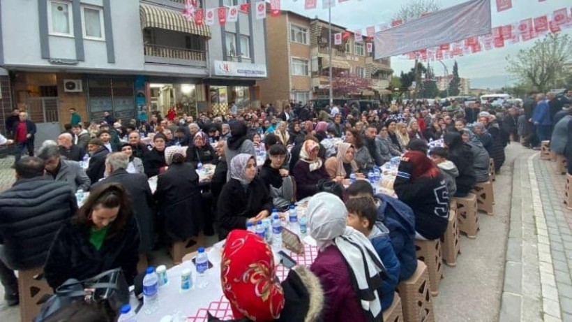 MHP Derincenin iftarı çok kalabalıktı