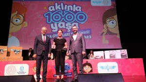 “Aklınla 1000 Yaşa” zeka oyunları yarışmasının kazananları ödüllerini aldı