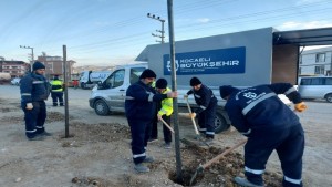 Defne’deki çadır kentin çevresine tel çit inşa ediliyor