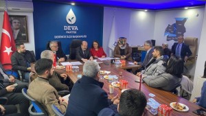 DEVA Derince'de Önder Gündoğdu seçilmiş Başkan