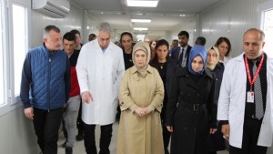 Emine Erdoğan’dan Büyükşehir Hastanesi’ne övgü