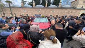 Gebze’de TOGG izdihamı