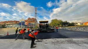 Orhan Karabulut Caddesi boydan boya asfaltlandı