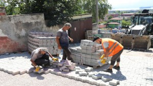 Serdar ve Veliahmet’in parke yolları yenileniyor